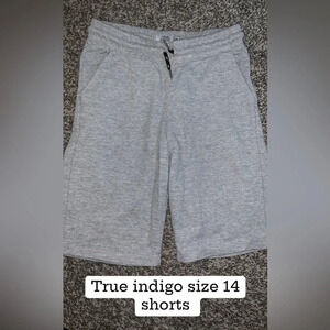 True indigo boys shorts size 14
